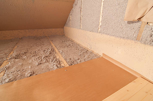 Best Garage Insulation Installation  in East Farmingdale, NY
